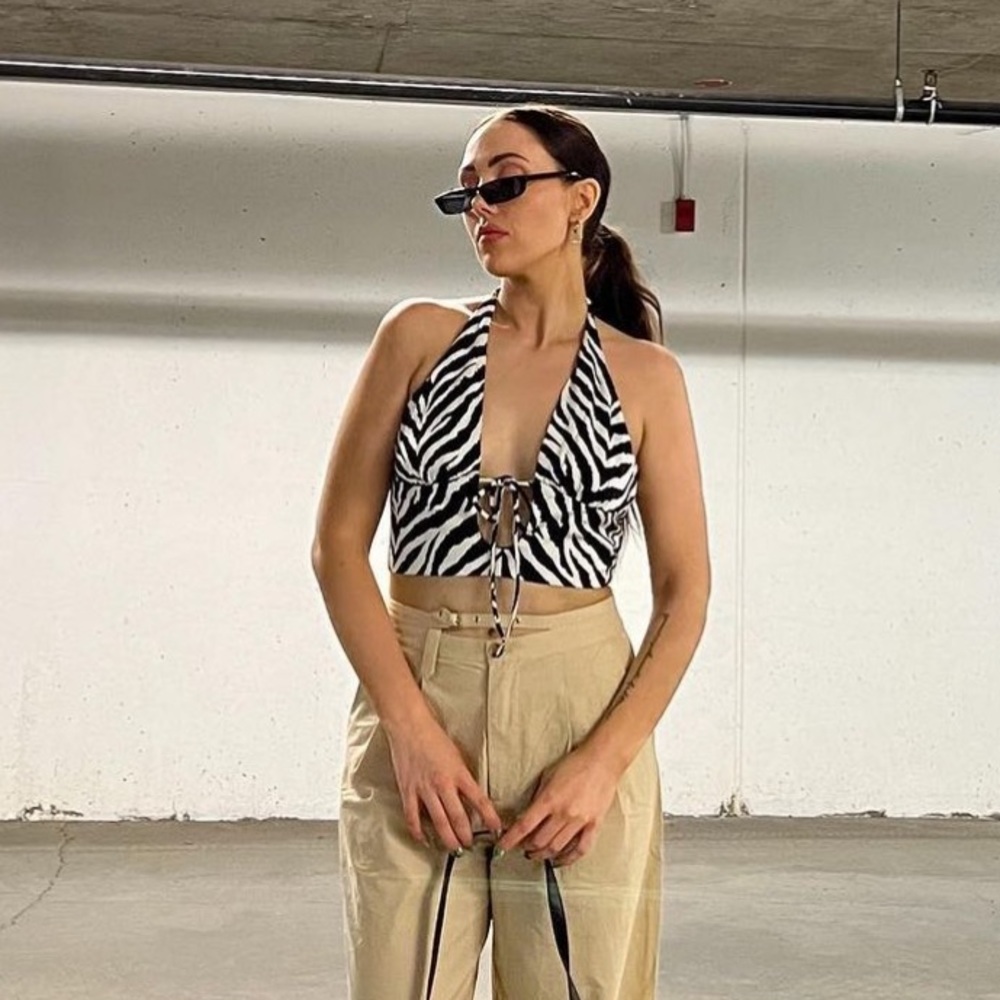 Princess polly Zebra halter top - Picture 1 of 2